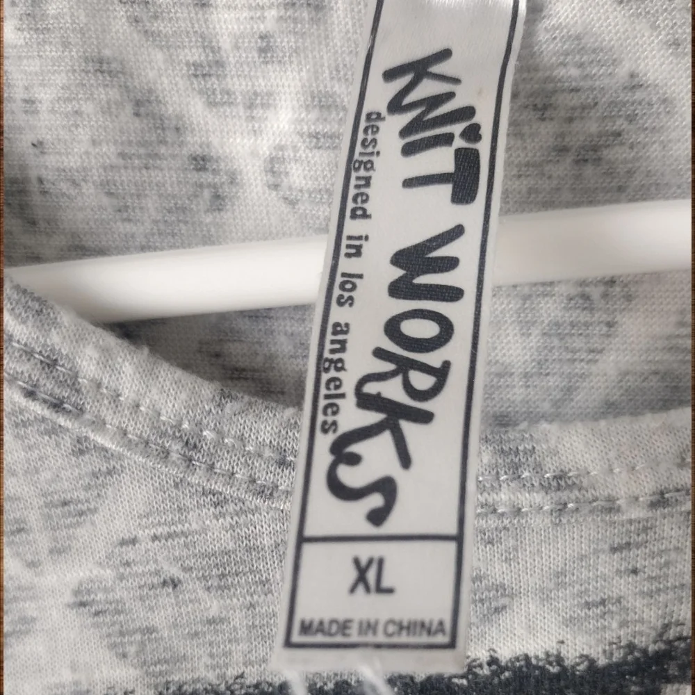 Girls Knit Works Gray Graphic Tee Suze XL